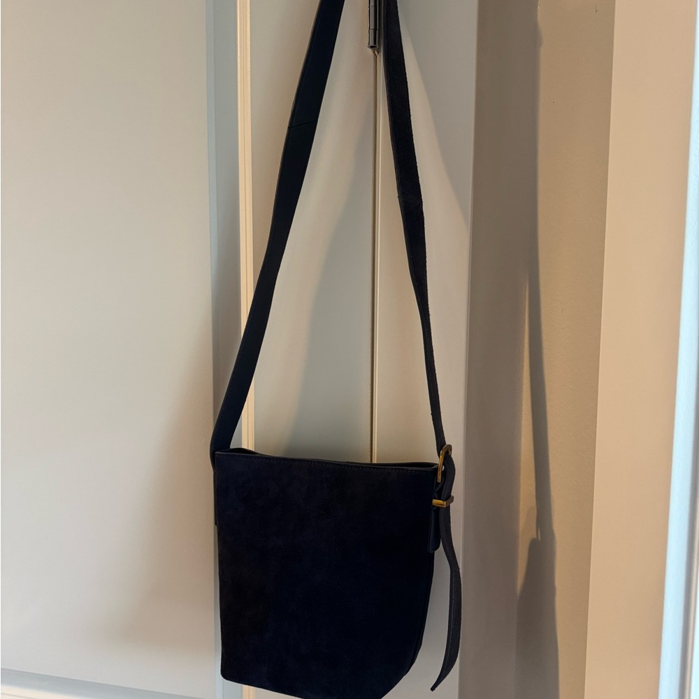 Suede bucket bag - Picture 10 of 10